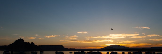 Powell-Lake-Sunrise